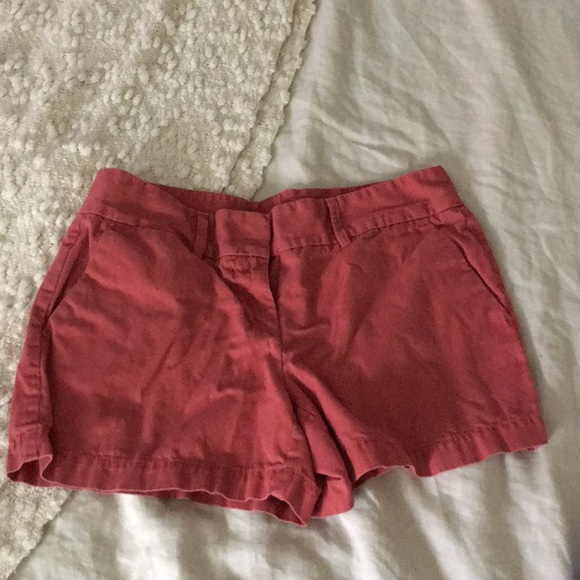 LOFT salmon shorts - Picture 1 of 3